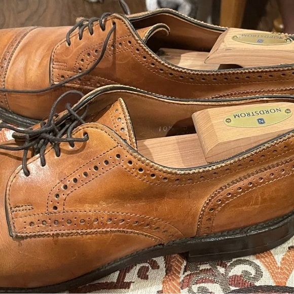 Allen Edmonds McAllister Bench Welt Wingtip Oxford Shoes Men's Size 10.5 Tan Use - Picture 2 of 12